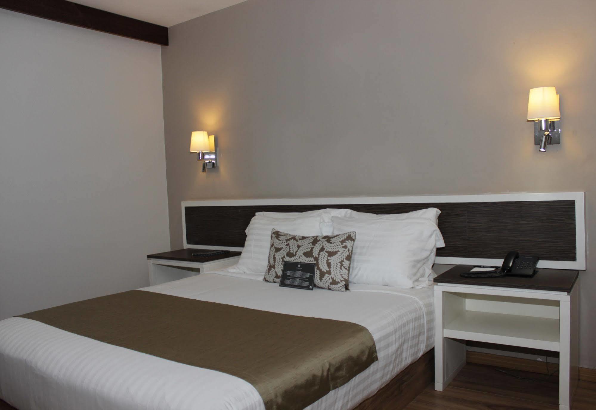 Hotel Plaza Revolucion Mexico City Exterior photo